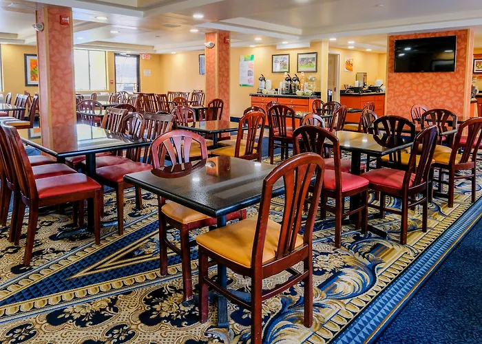 Quality Inn & Suites Lexington