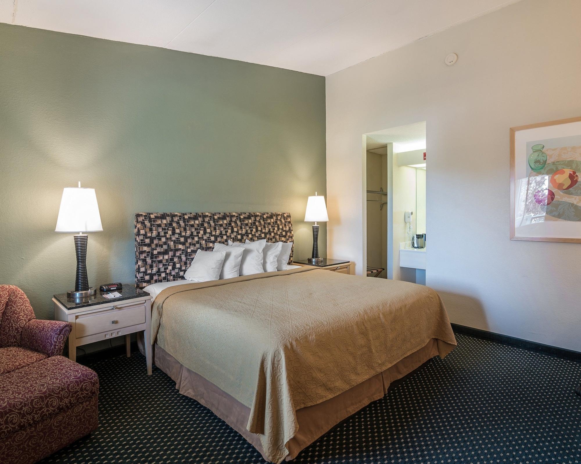 Quality & Hotel