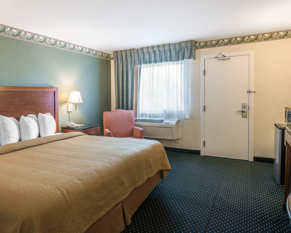 Quality & Hotel