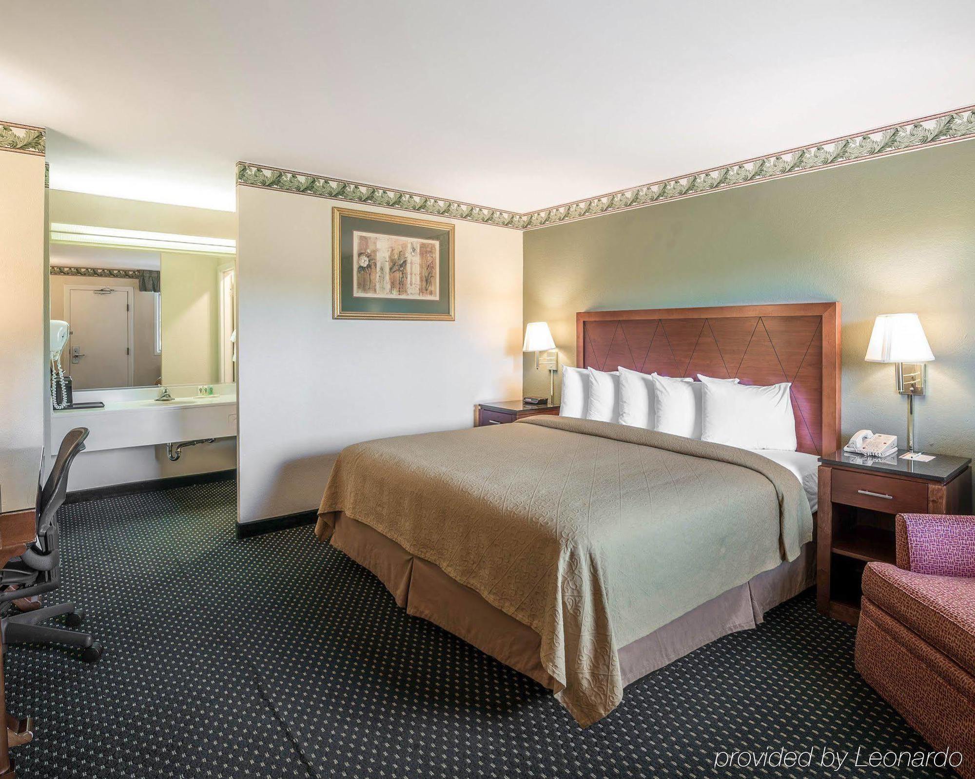 Quality & Hotel 2*